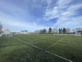 Terrain de football du complexe sportif